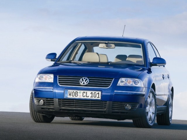 Autoesittely Volkswagen Passat 2001-2004