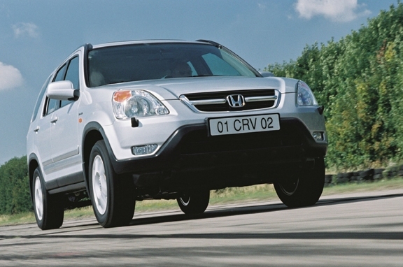 Autoesittely Honda CR-V 2001-2002