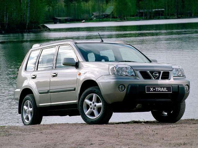 Autoesittely Nissan X-Trail 2005-2007