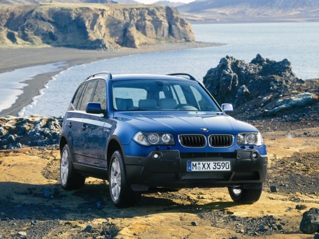 Autoesittely BMW X3 2004-2010