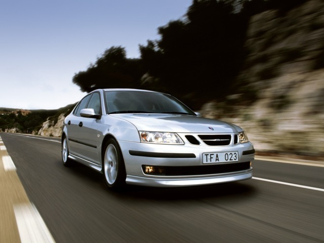 Autoesittely Saab 9-3 2002-2007