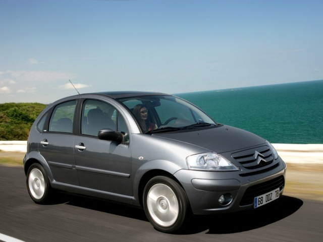 Autoesittely Citroen C3 2008-2009