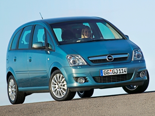 Autoesittely Opel Meriva 2003-2009