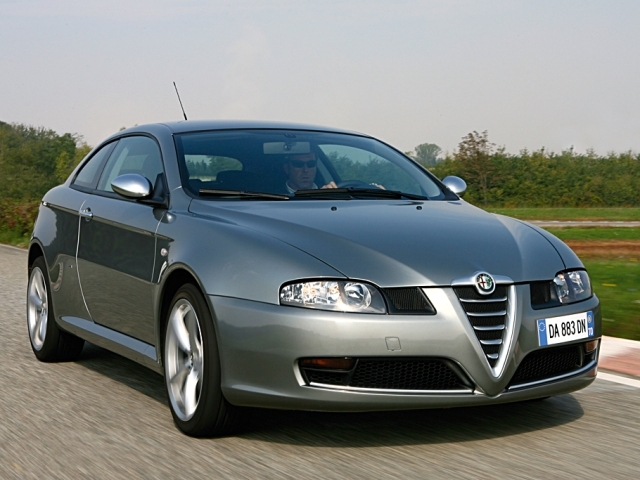 Autoarvio: Koeajossa Alfa Romeo GT 2.0 JTS 