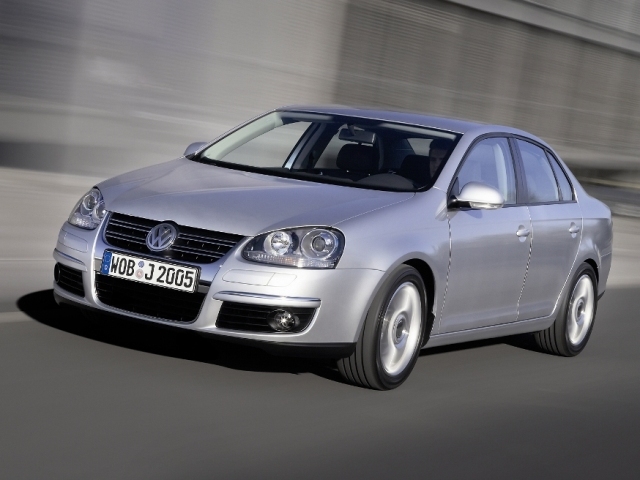 Autoesittely Volkswagen Jetta 2005-2009