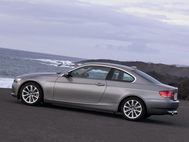 Autoesittely BMW 3-sarja Coupe 2008-2009