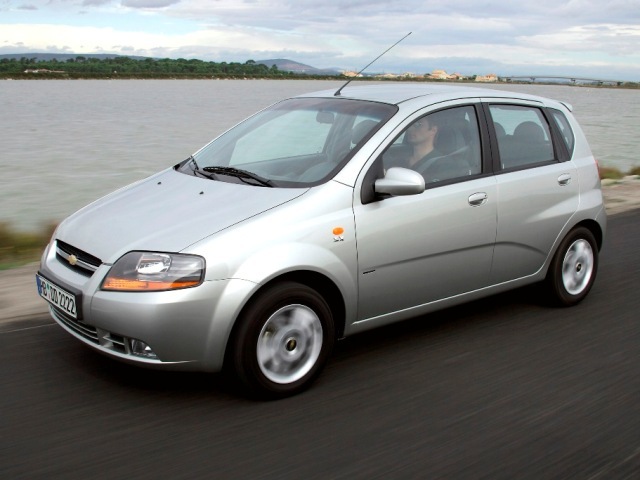 Autoesittely Chevrolet Kalos (2005)