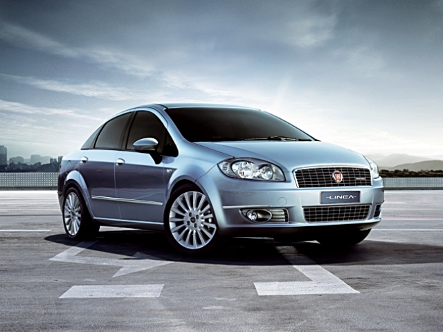 Autoesittely Fiat Linea 2008-2011