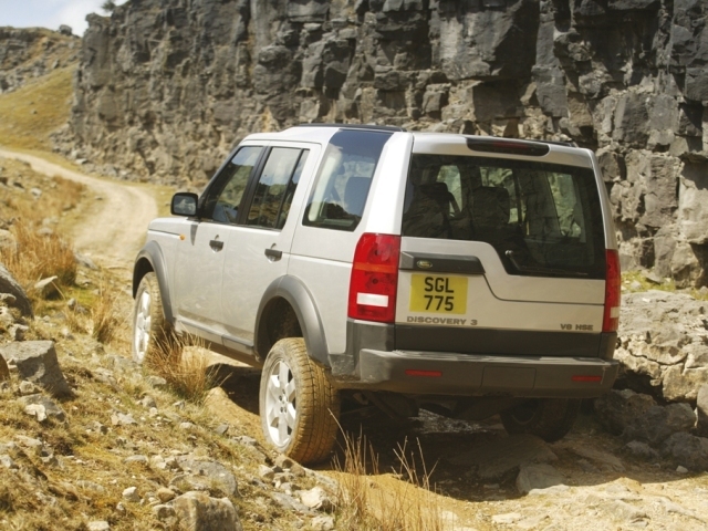 Autoesittely Land Rover Discovery 3 (2008)