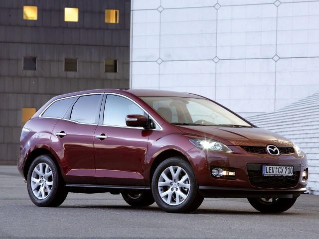 Autoarvio: Koeajossa Mazda CX-7 2.3 DISI Turbo Touring