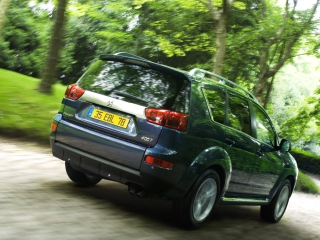 Autoarvio: Koeajossa Peugeot 4007 Premium HDi 156 FAP