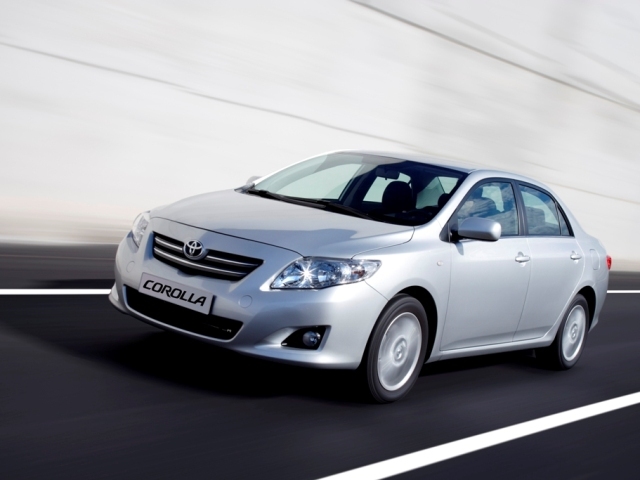 Autoesittely Toyota Corolla 2008-2009