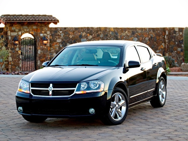 Autoarvio: Koeajossa Dodge Avenger 2.0 SE