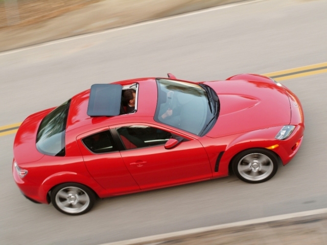 Autoesittely Mazda RX-8 (2008)