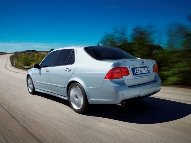 Autoesittely Saab 9-5 2008-2009