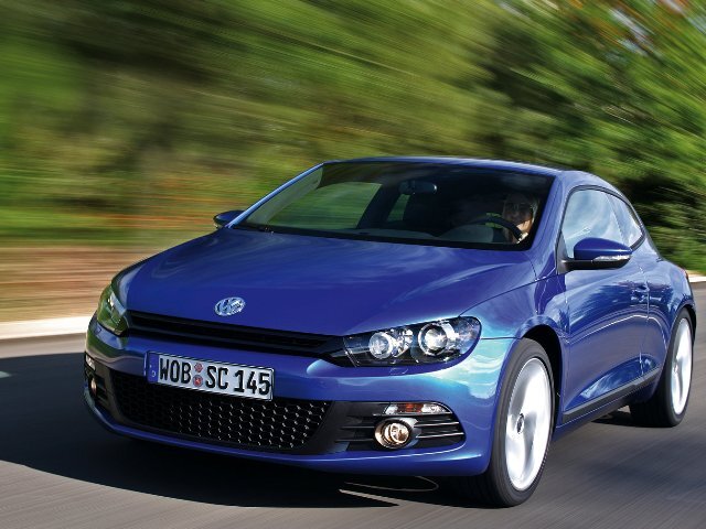 Autoesittely Volkswagen Scirocco 2008-2011