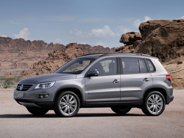 Autoesittely Volkswagen Tiguan 2008-2009