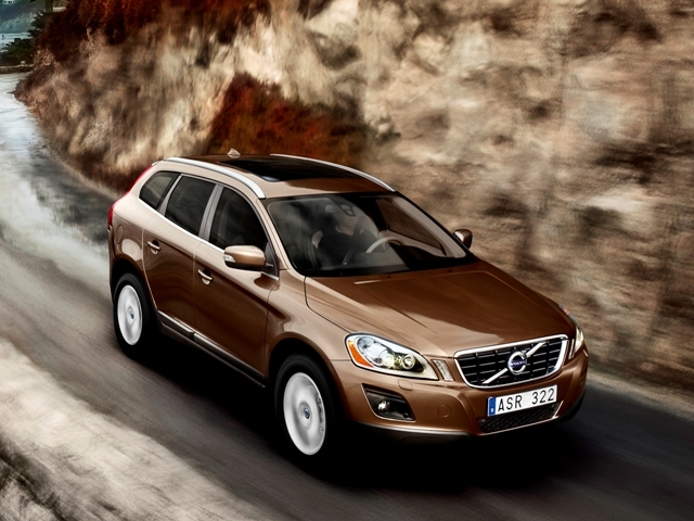 Autoesittely Volvo XC60 2008-2009