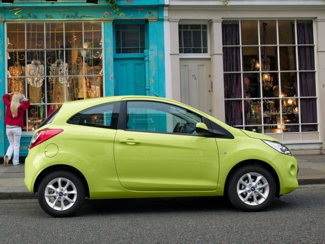 Autoesittely Ford Ka 2009-2010