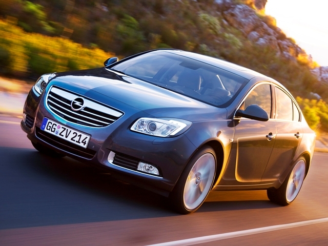 Autoarvio: Koeajossa Opel Insignia 2.0 CDTi 96 Edition 4d
