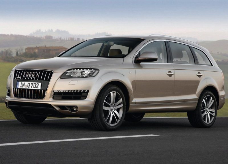 Koeajossa Audi Q7 3.0 TDI 2012