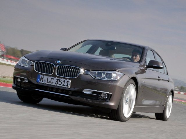 Autoarvio: Koeajossa BMW 320dA Business