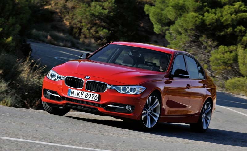 Autoesittely BMW 3-sarja 2012
