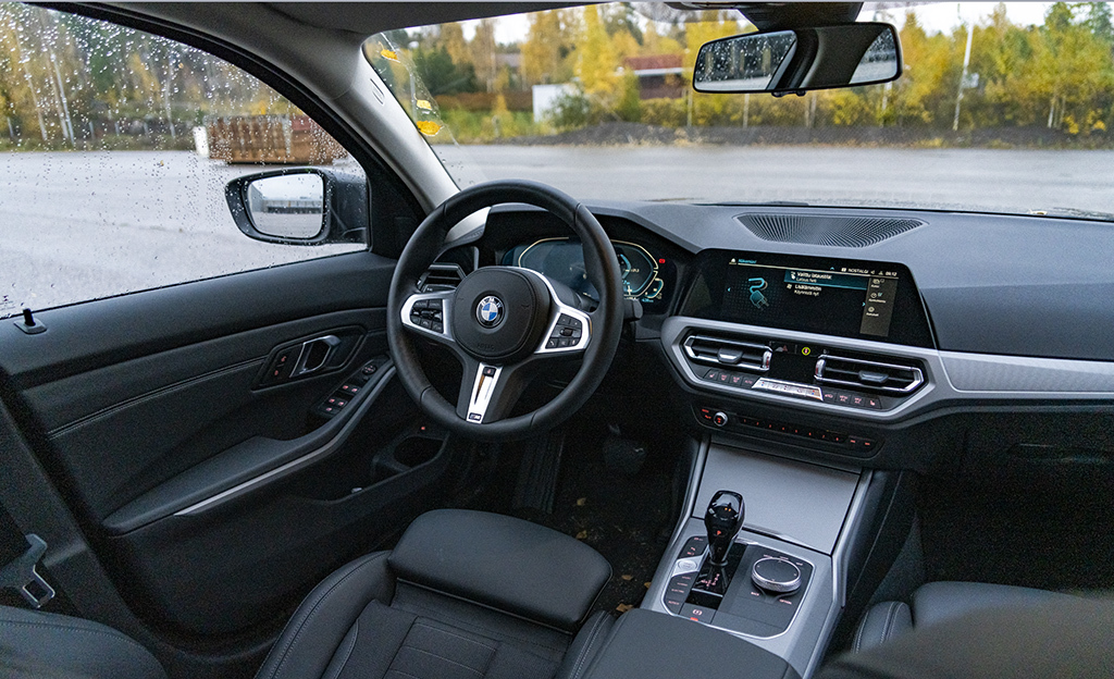330e ohjauspyörä