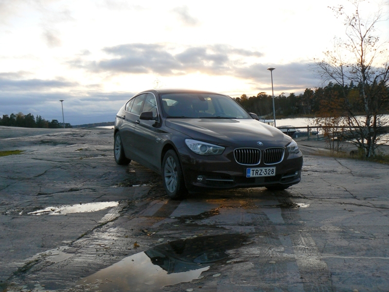 Autoesittely BMW 5-sarjan GT 2011