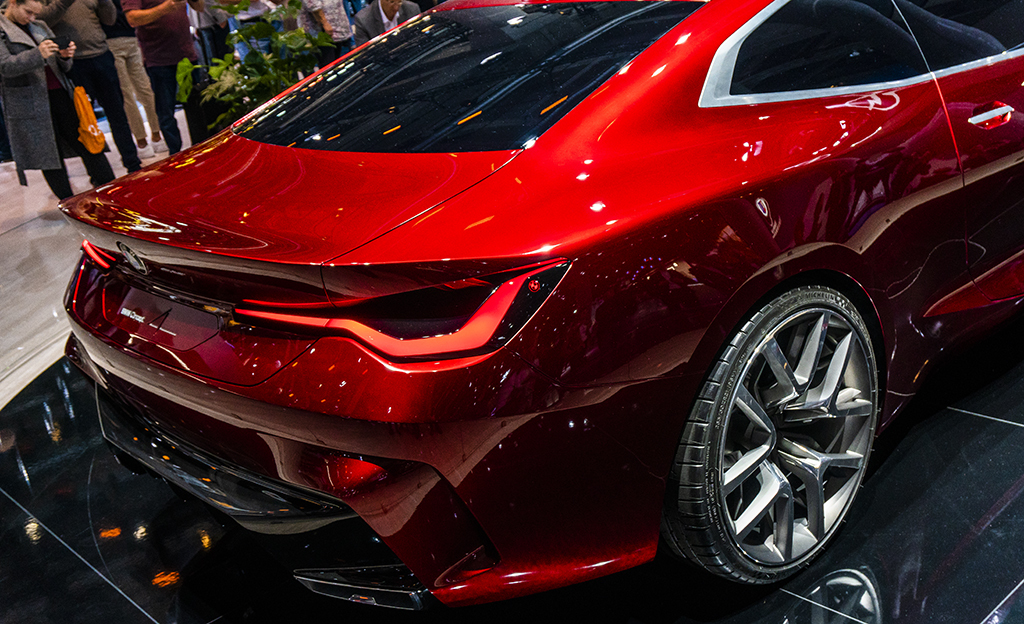 BMW Concept 4 takaa