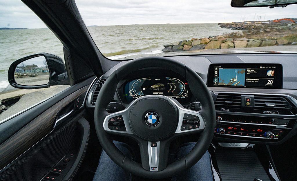 BMW X3 charged edition