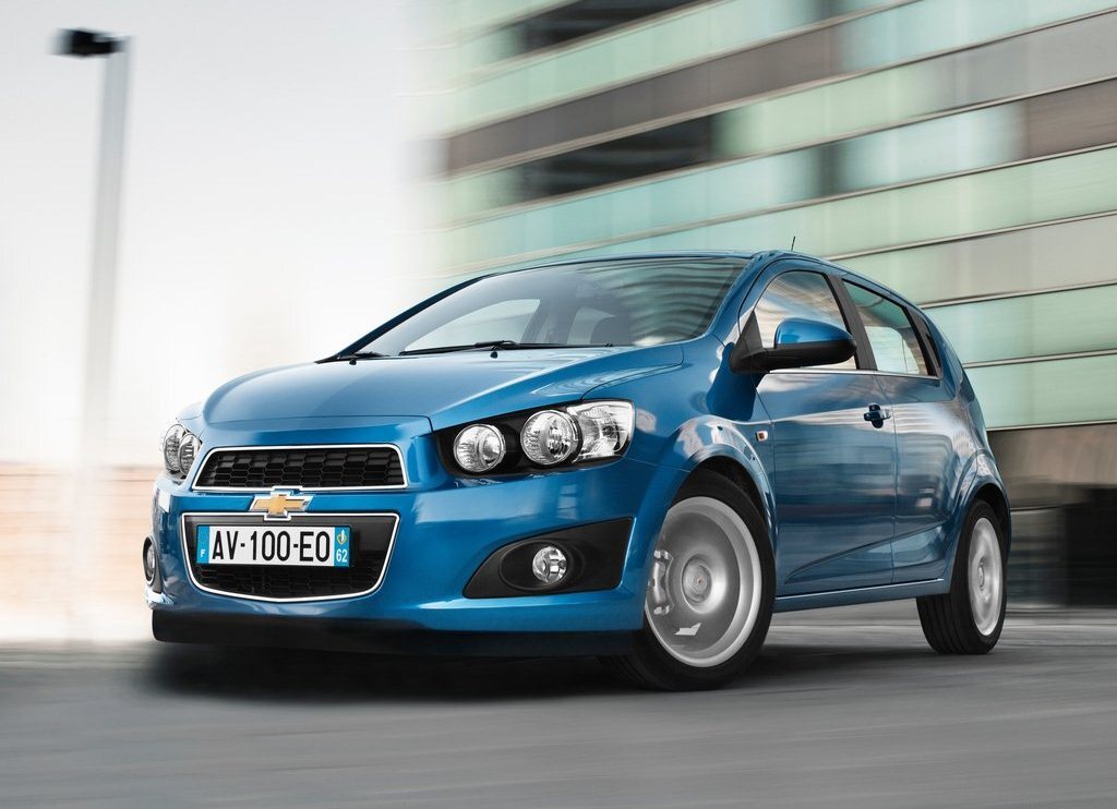 Autoesittely Chevrolet Aveo 2012