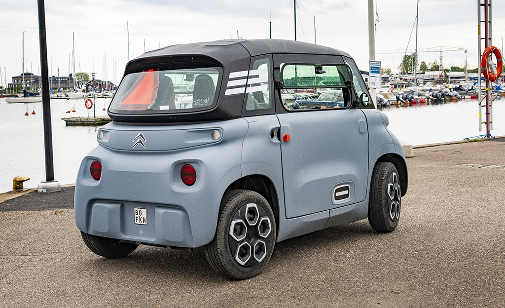 Citroen ami takaapäin