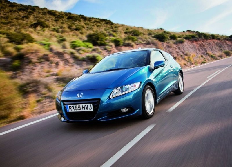 Autoesittely Honda CR-Z 2012