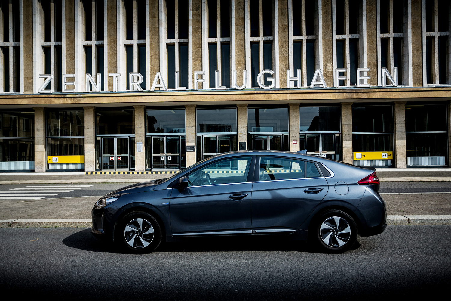 Hyundai IONIQ Hybrid