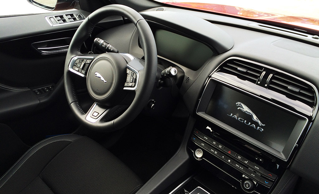 Jaguar F-Pace