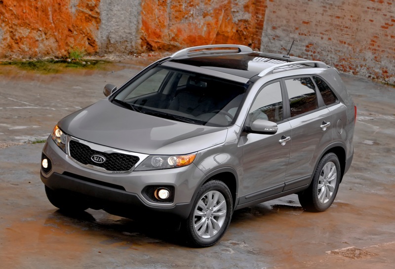 Autoesittely Kia Sorento 2012