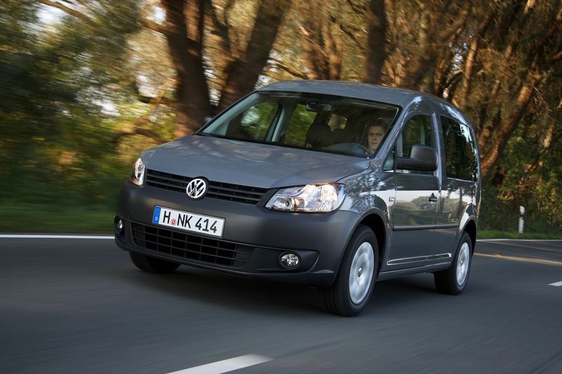 Autoesittely Volkswagen Caddy Kombi 2011