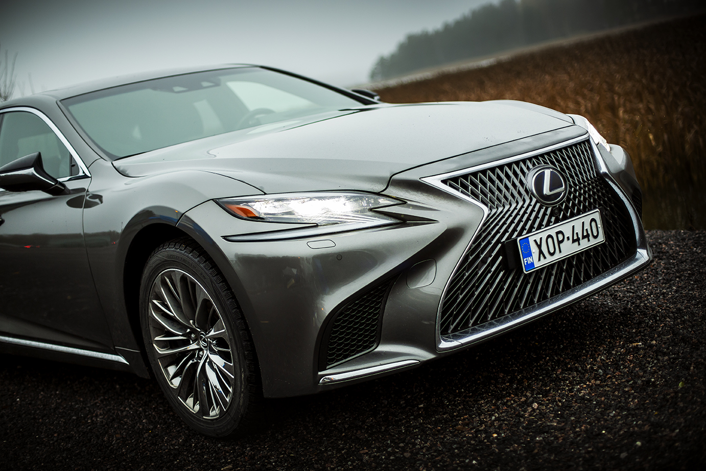 Lexus LS