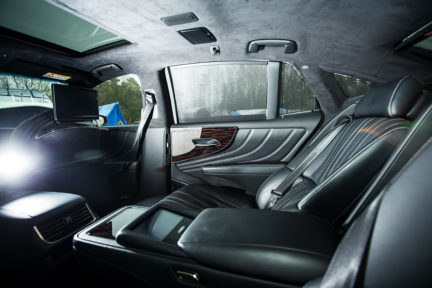 Lexus LS