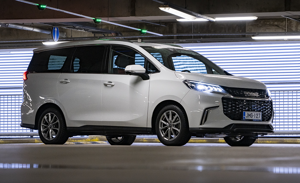 Euniq 5 sähköauto