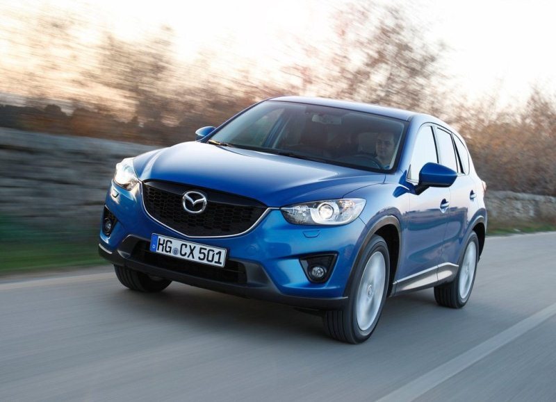Autoesittely Mazda CX-5 2012