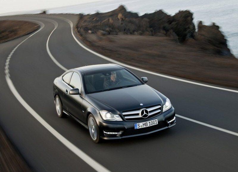 Autoesittely Mercedes-Benz C Coupé 2011-2012