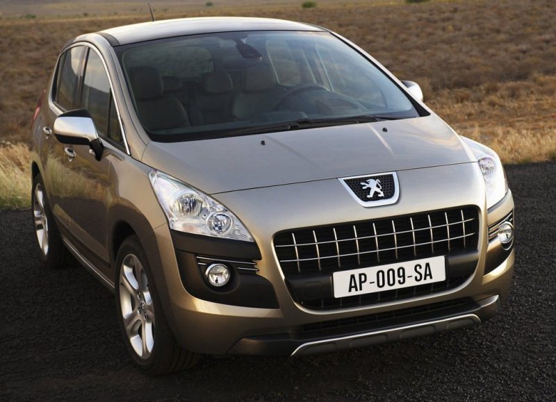 Autoesittely Peugeot 3008 2012