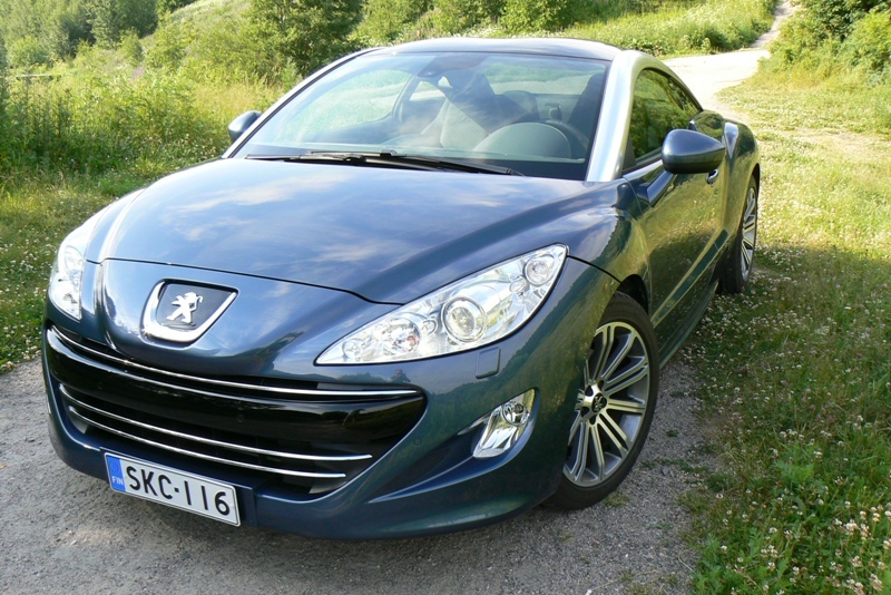 Autoesittely Peugeot RCZ (2011)