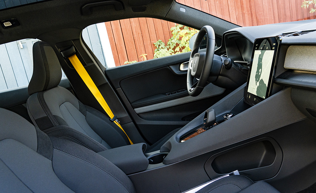 Polestar 2 ohjaamo