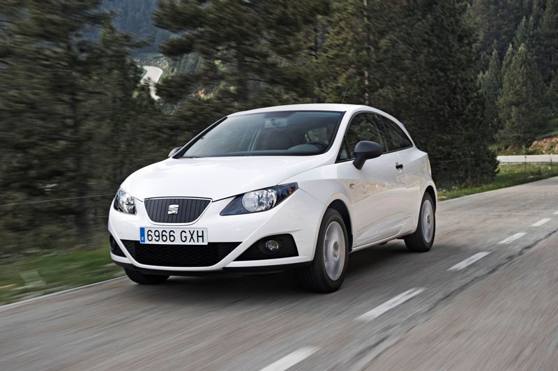 Autoesittely Seat Ibiza 2010