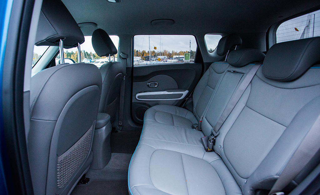 Kia Soul EV takatilat