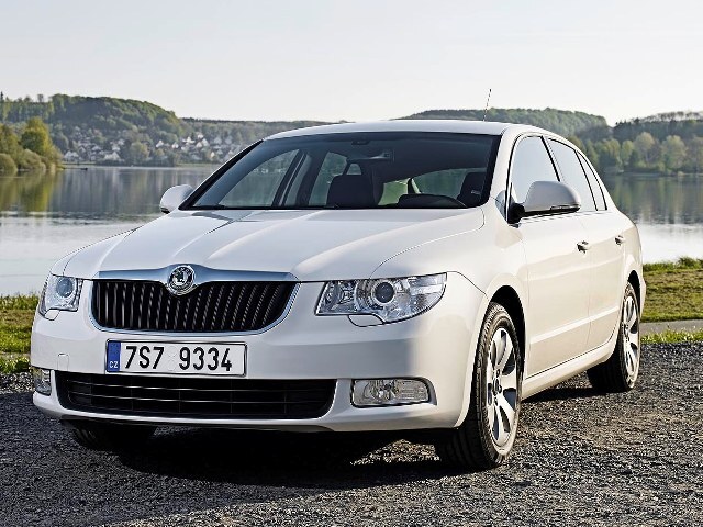 Autoarvio: Koeajossa Skoda Superb 2.0 TDI DPF Ambition