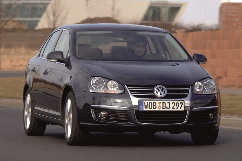 Autoesittely Volkswagen Jetta (2010)